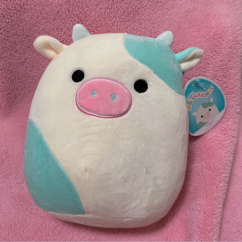 SQUISHMALLOWS Belana the Cow 9in NWT
